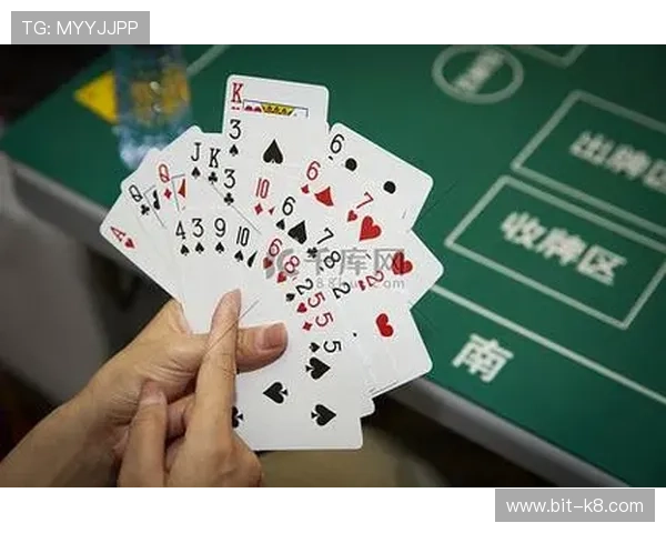 凯发赌场扑克：掌握这些技巧助你在扑克比赛中脱颖而出